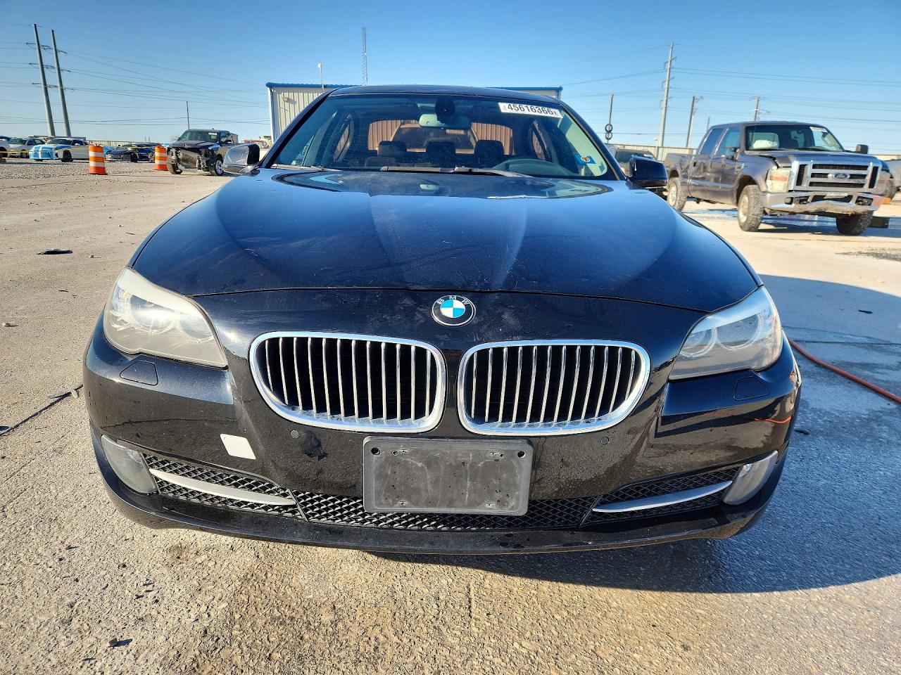 2011 BMW 528