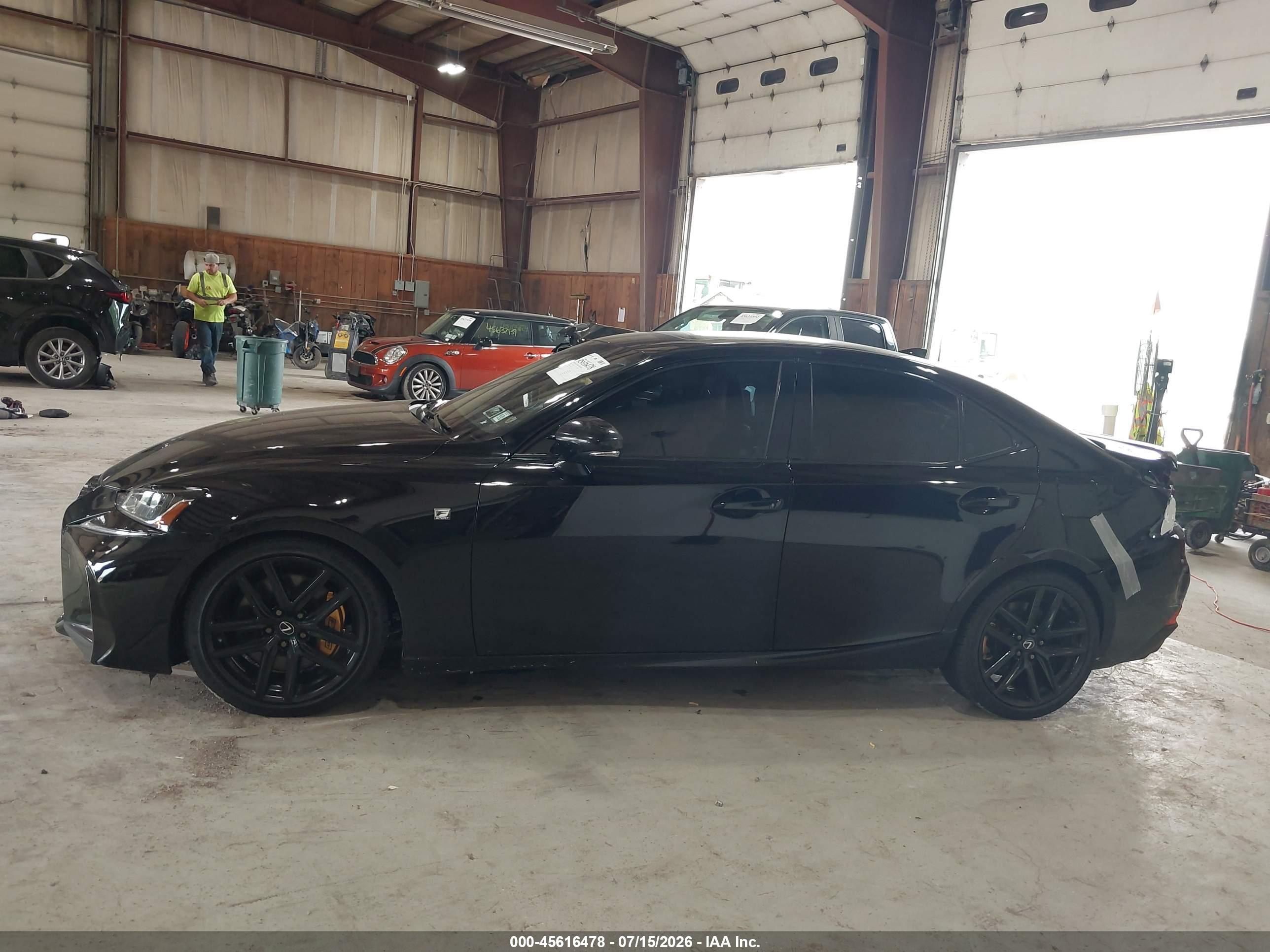 2019 LEXUS IS 350