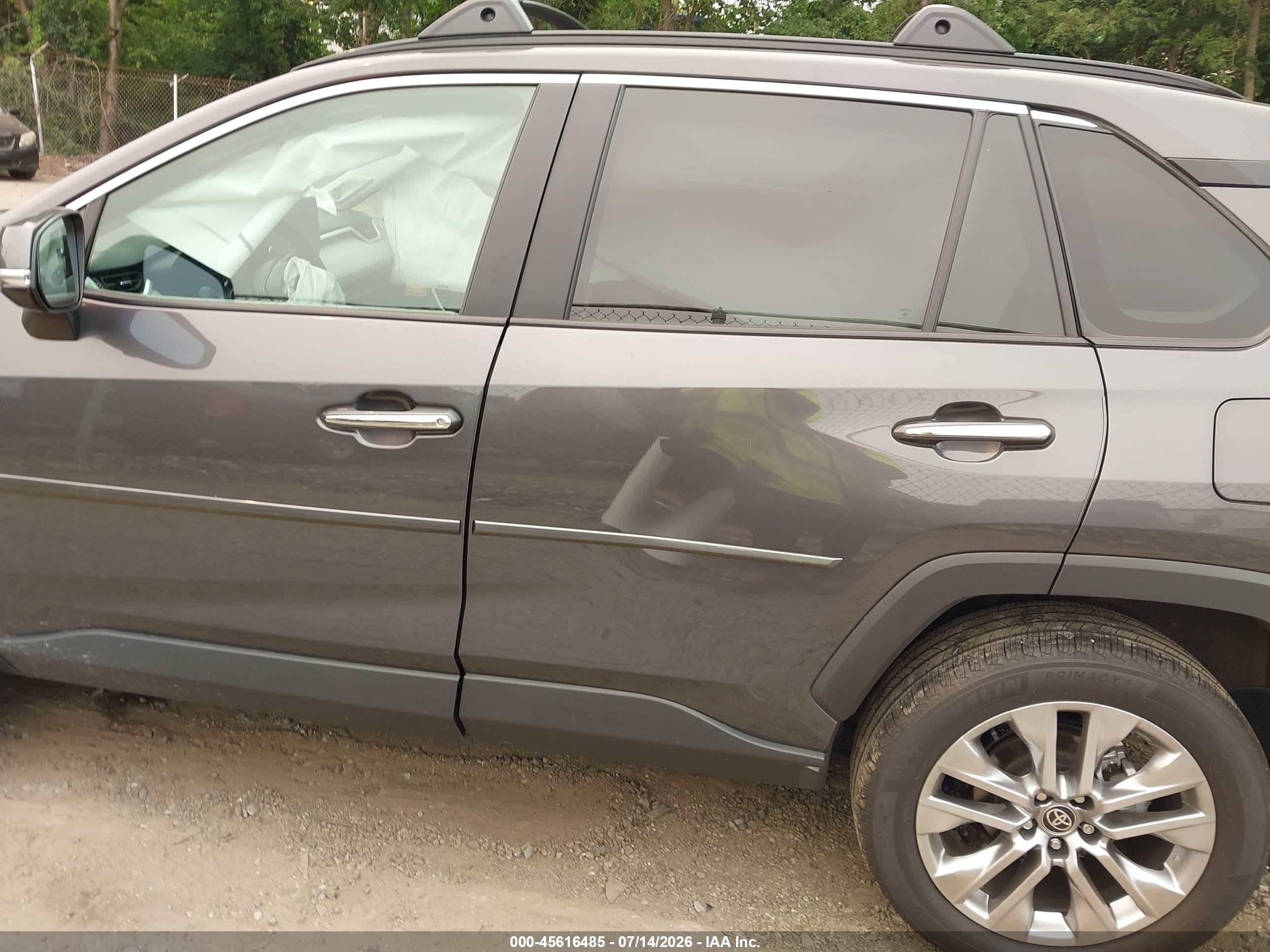2025 TOYOTA RAV4 LIMITED