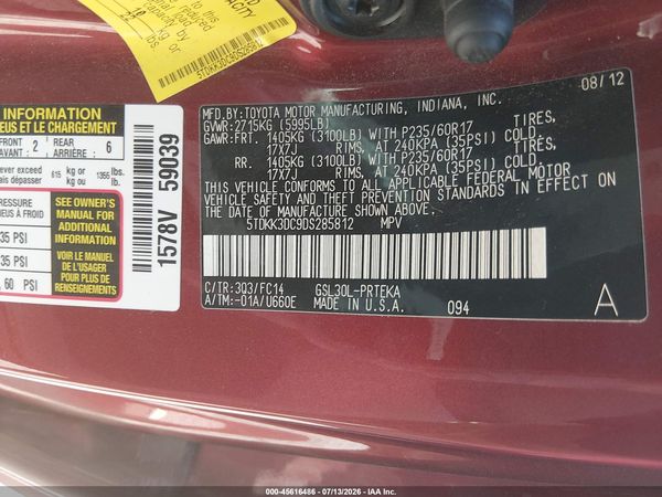 2013 TOYOTA SIENNA LE V6 8 PASSENGER — I9