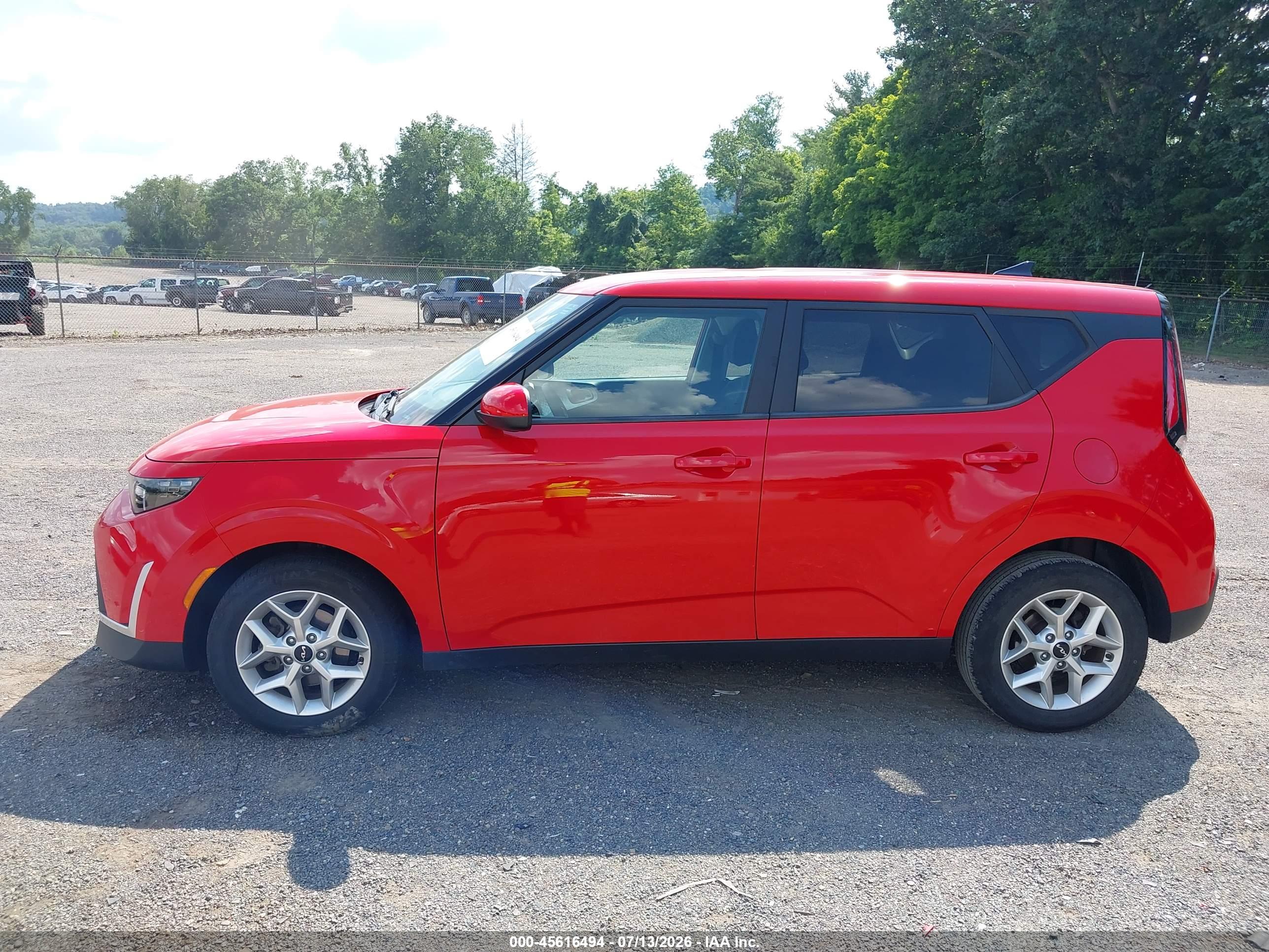 2023 KIA SOUL LX