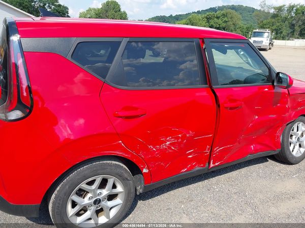 2023 KIA SOUL LX