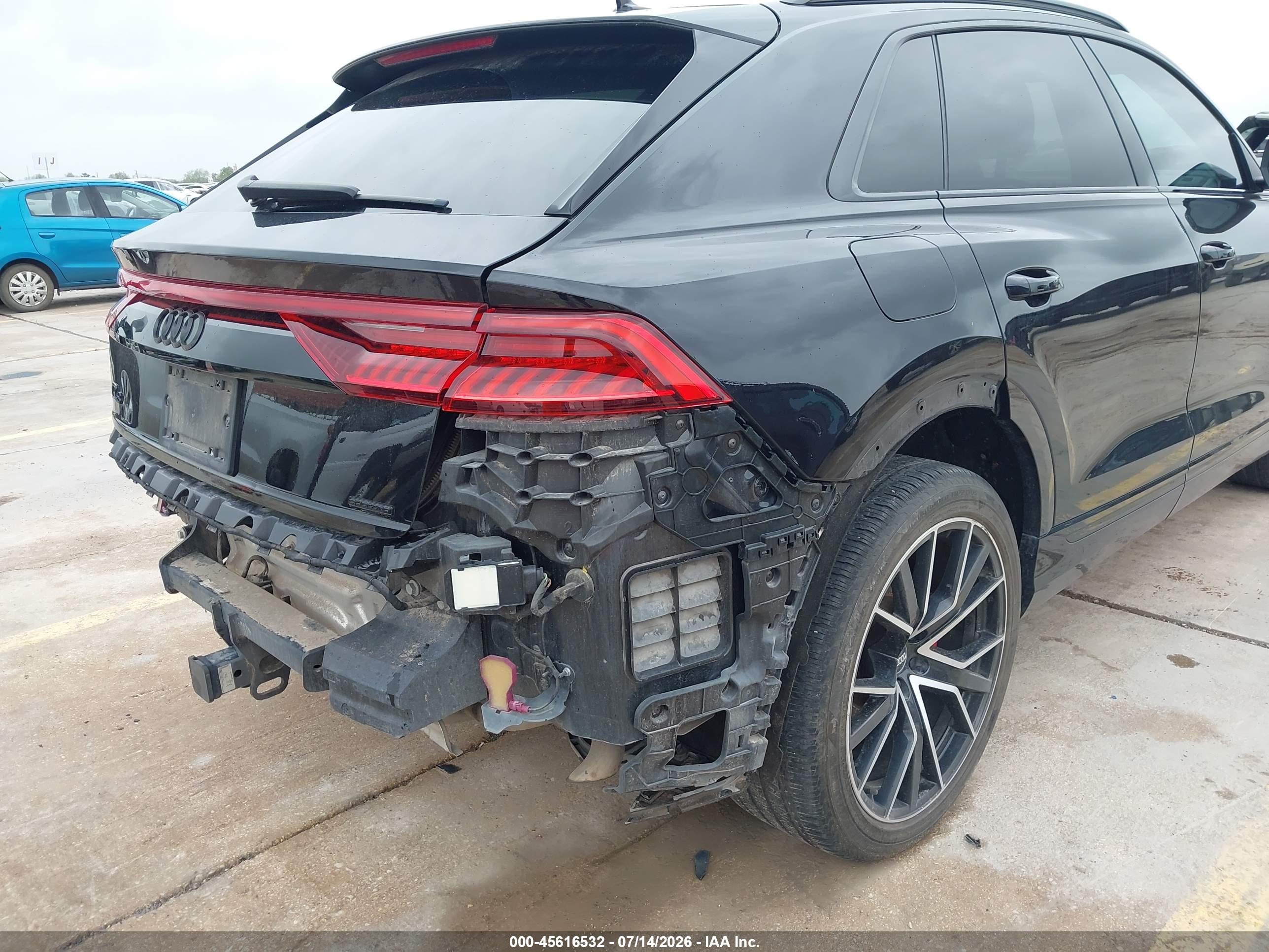 2021 AUDI Q8