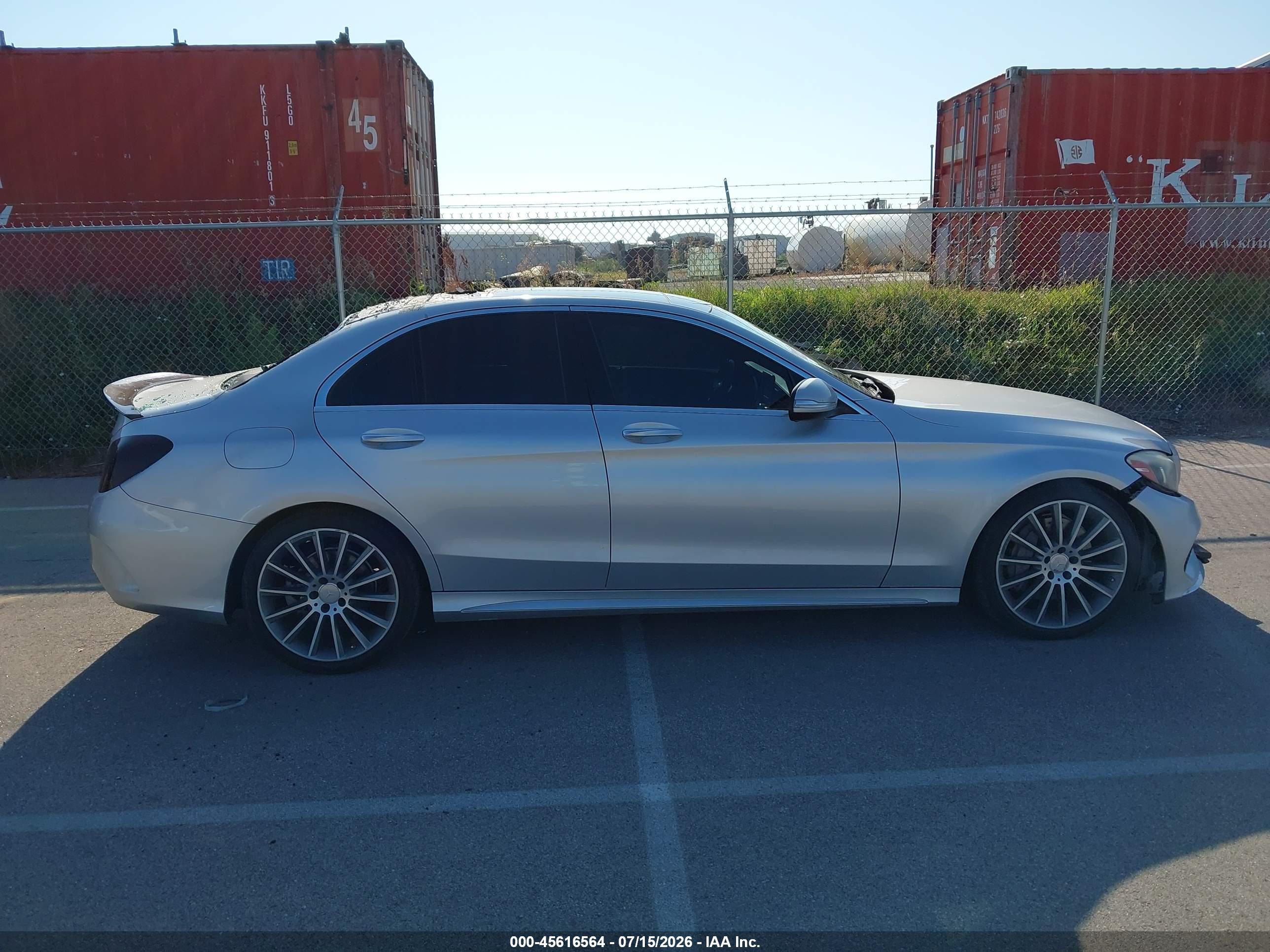 2015 MERCEDES-BENZ C 300 SPORT