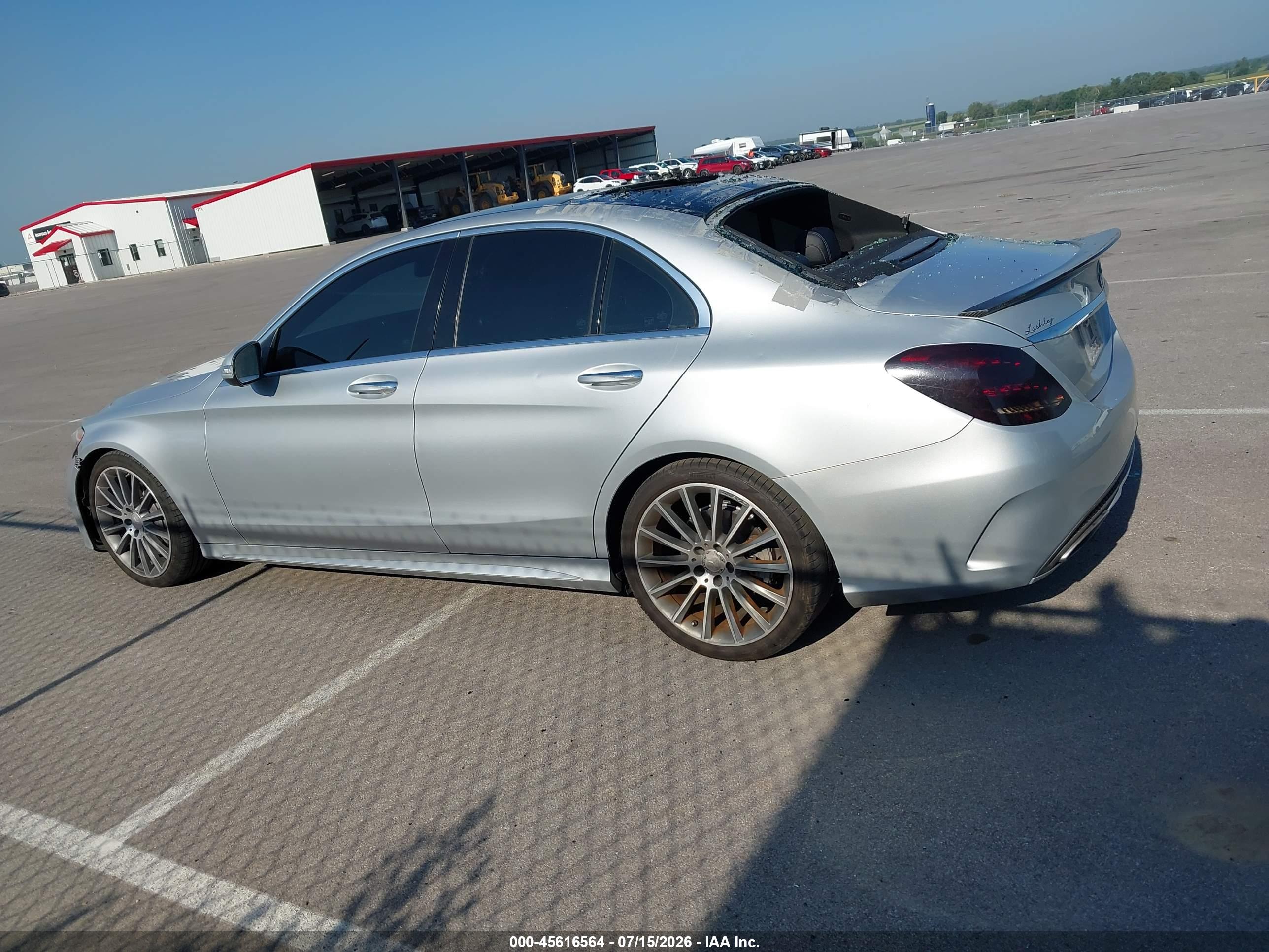 2015 MERCEDES-BENZ C 300 SPORT