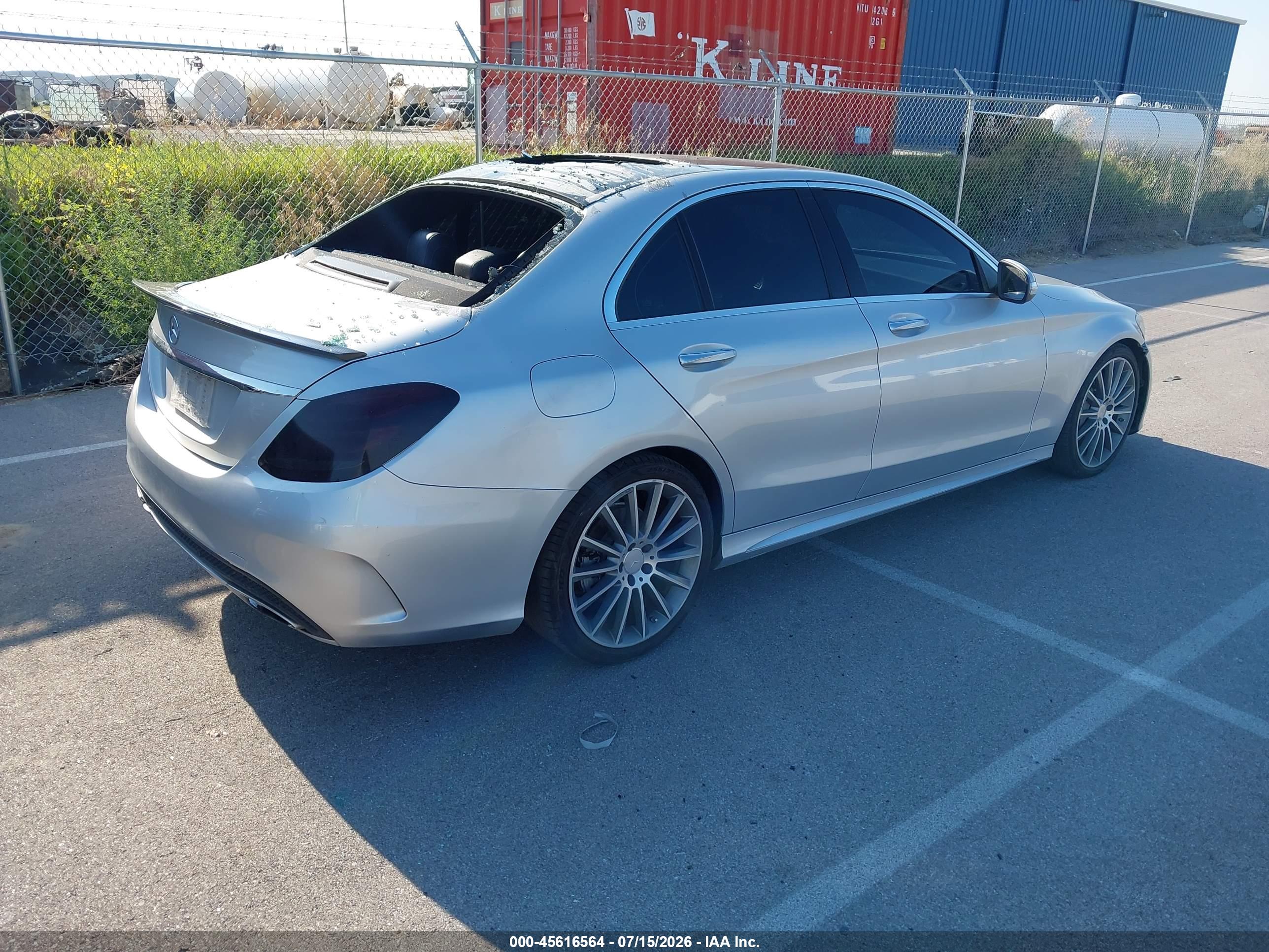 2015 MERCEDES-BENZ C 300 SPORT