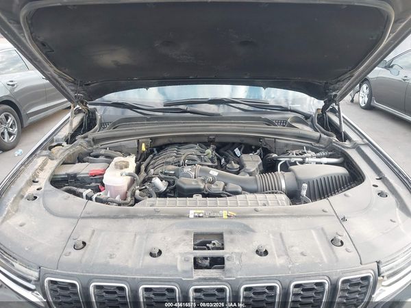 2025 JEEP GRAND CHEROKEE LAREDO X 4X2