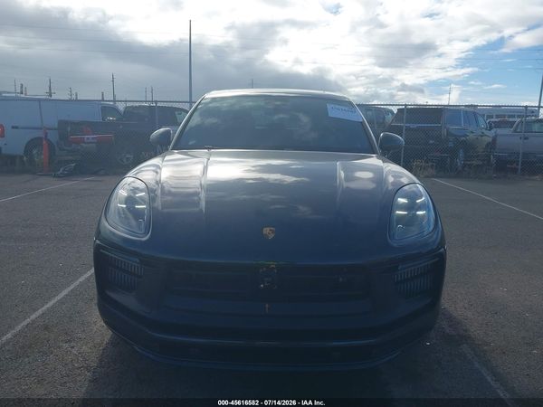 2026 PORSCHE MACAN GTS