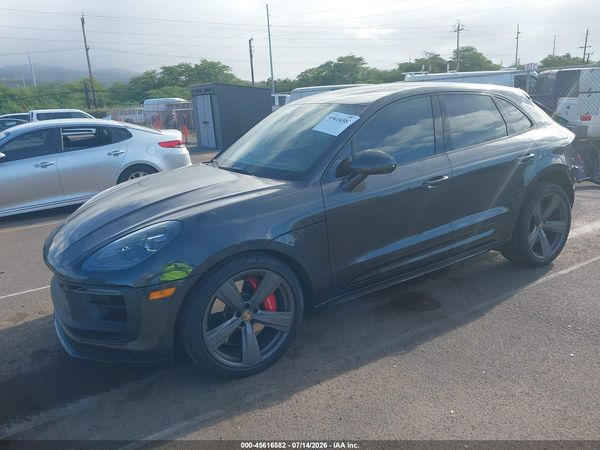 2026 PORSCHE MACAN GTS