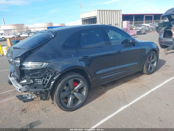 2026 PORSCHE MACAN GTS