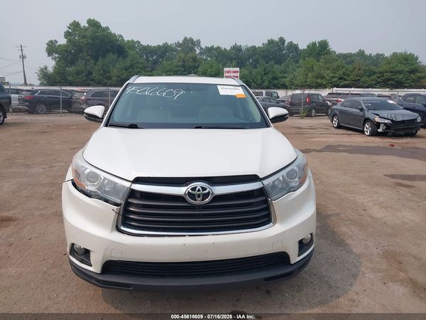 2016 TOYOTA HIGHLANDER XLE V6
