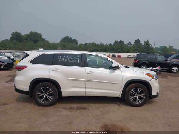 2016 TOYOTA HIGHLANDER XLE V6