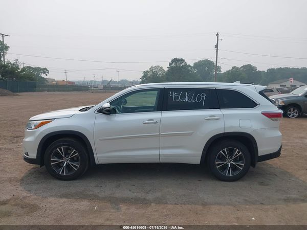 2016 TOYOTA HIGHLANDER XLE V6