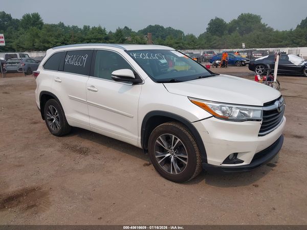 2016 TOYOTA HIGHLANDER XLE V6