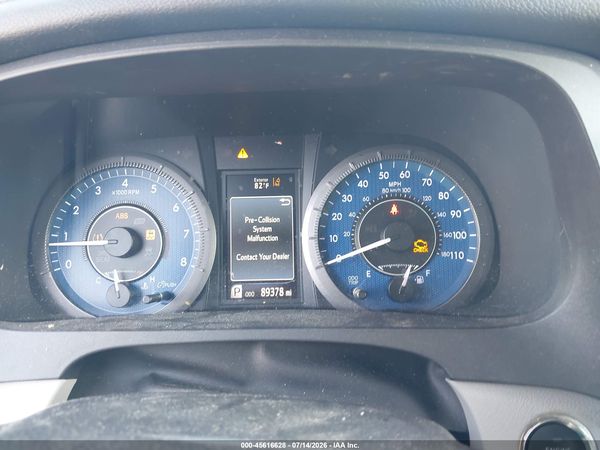 2020 TOYOTA SIENNA XLE — I7