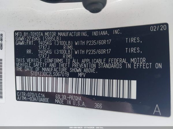 2020 TOYOTA SIENNA XLE — I9