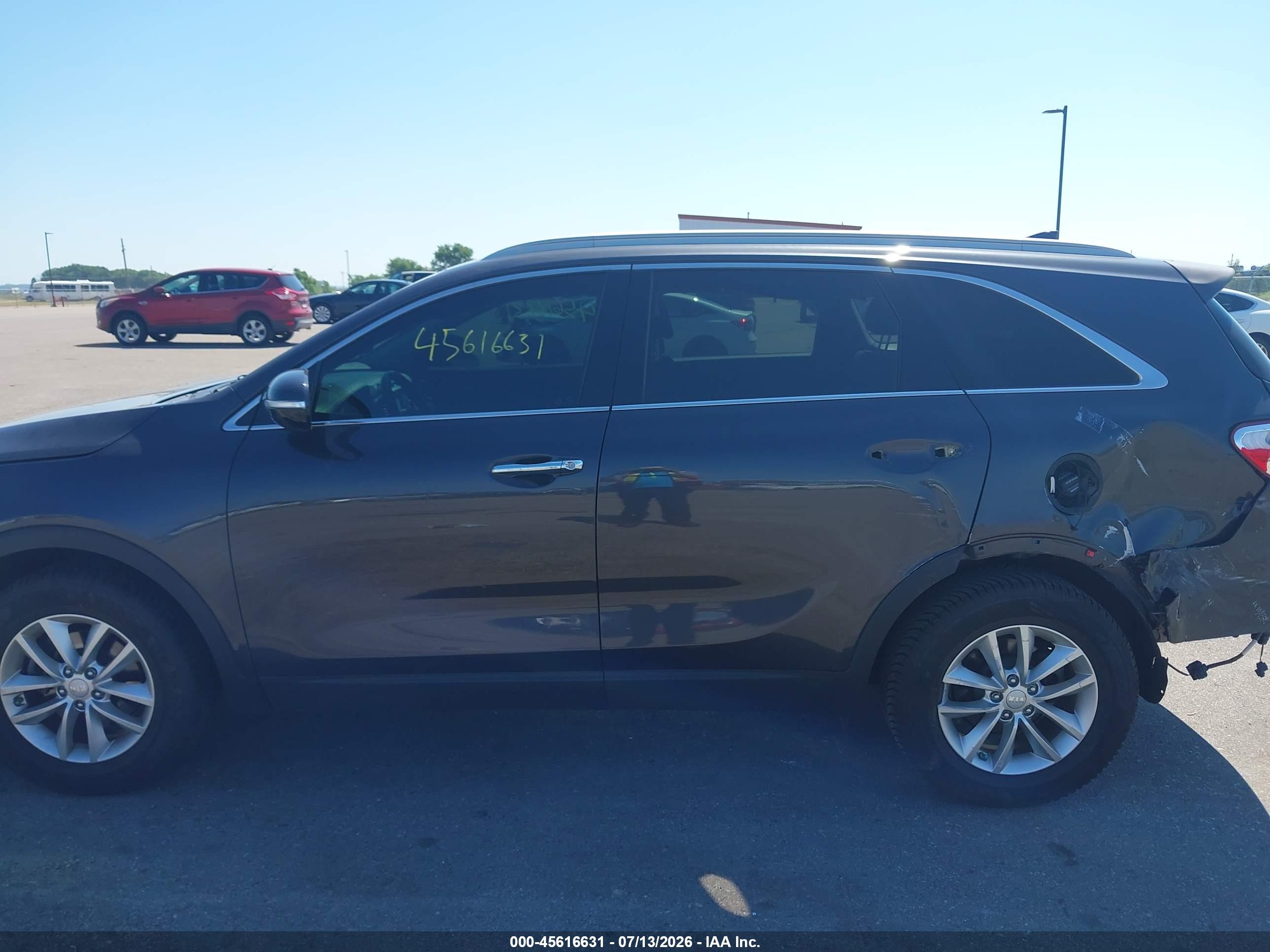2016 KIA SORENTO 2.4L LX