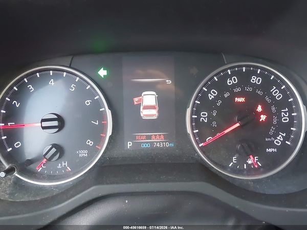 2020 TOYOTA RAV4 XLE