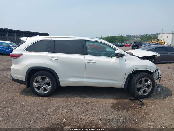 2016 TOYOTA HIGHLANDER LIMITED V6