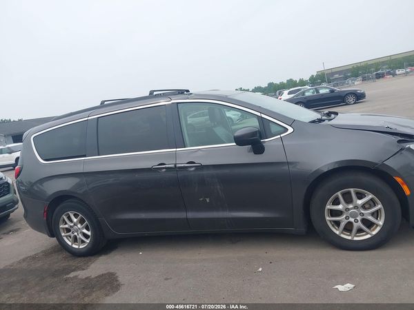 2020 CHRYSLER VOYAGER LXI