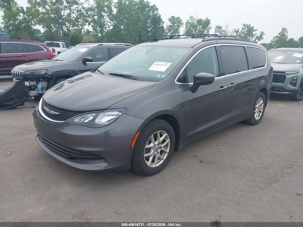 2020 CHRYSLER VOYAGER LXI