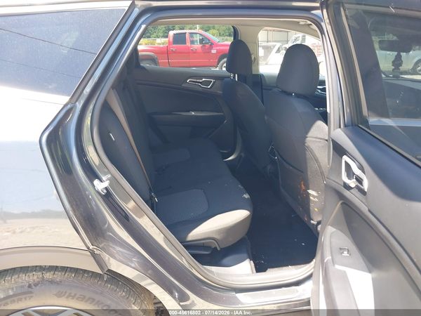 2025 KIA SPORTAGE LX
