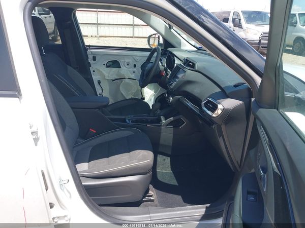 2023 CHEVROLET TRAILBLAZER FWD LT — I5