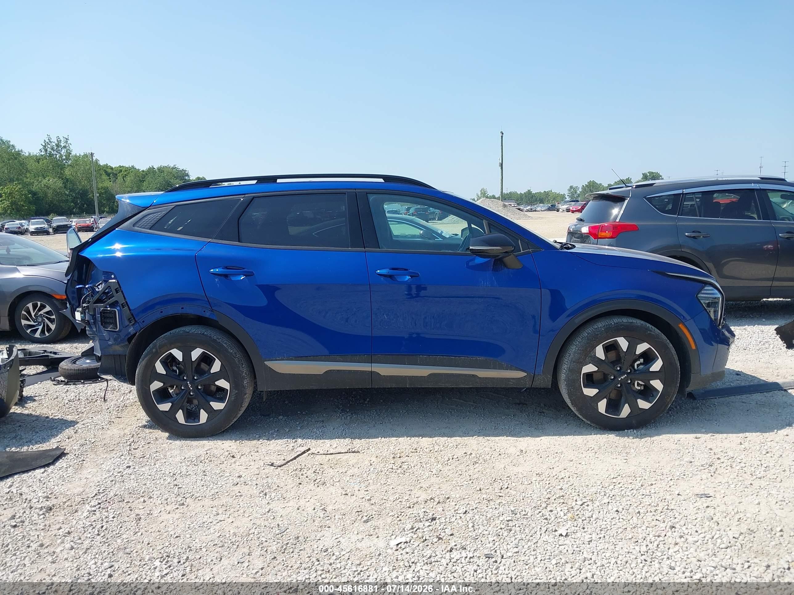 2024 KIA SPORTAGE X-LINE