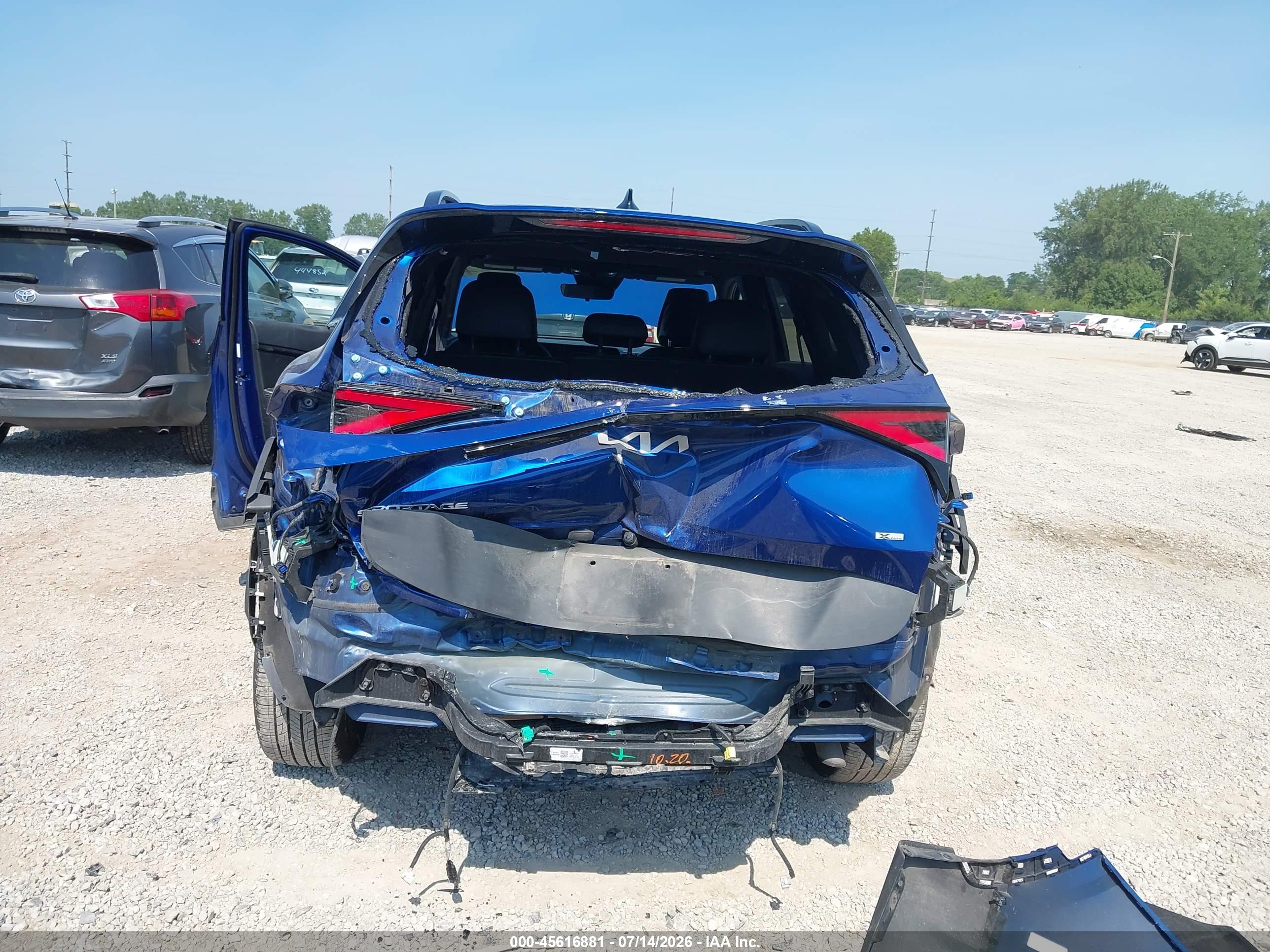 2024 KIA SPORTAGE X-LINE