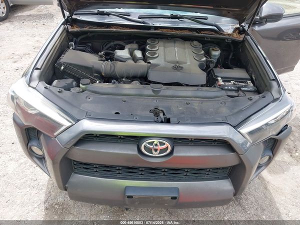 2017 TOYOTA 4RUNNER SR5