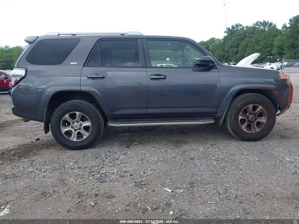 2017 TOYOTA 4RUNNER SR5