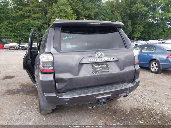 2017 TOYOTA 4RUNNER SR5
