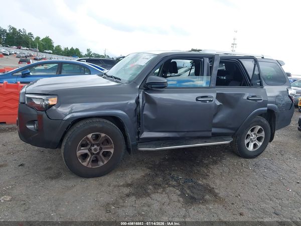 2017 TOYOTA 4RUNNER SR5