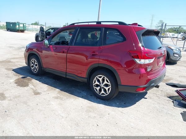 2019 SUBARU FORESTER PREMIUM — I3