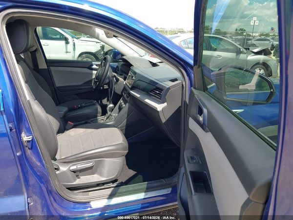 2022 VOLKSWAGEN TAOS 1.5T SE — I5