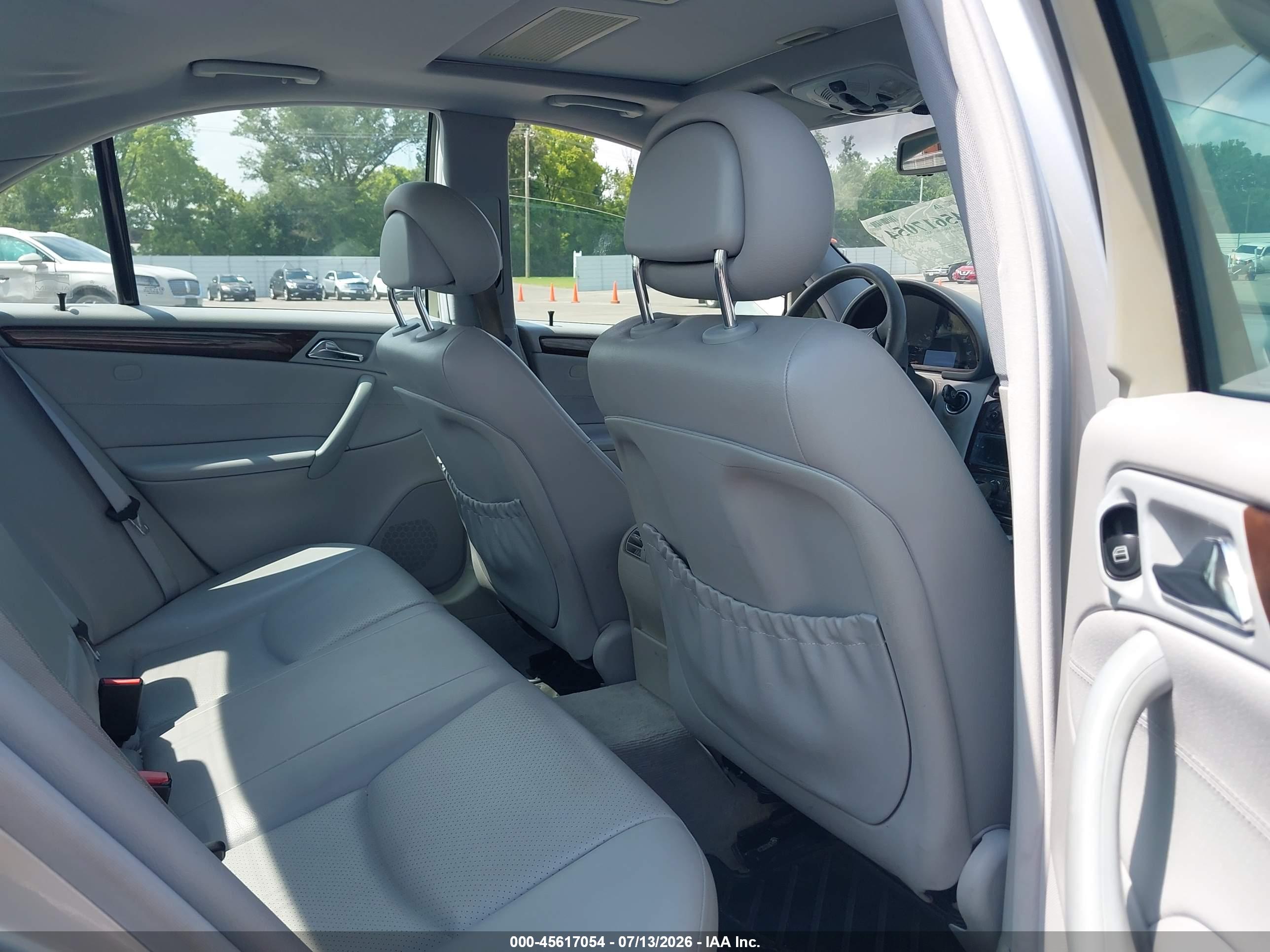 2004 MERCEDES-BENZ C 240 C240