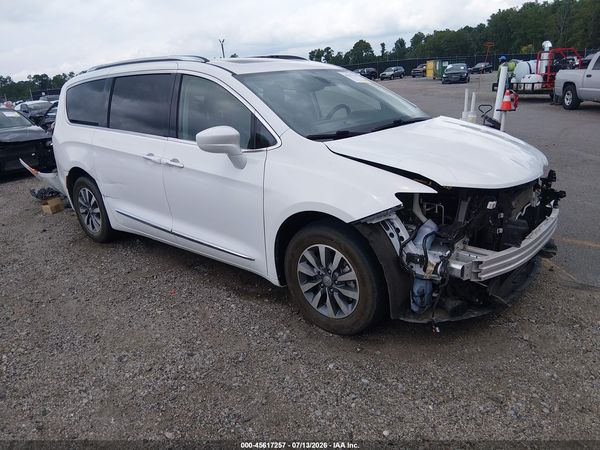 2020 CHRYSLER PACIFICA TOURING L PLUS