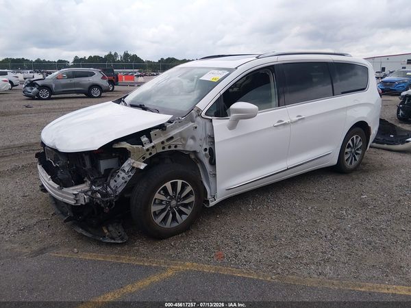 2020 CHRYSLER PACIFICA TOURING L PLUS