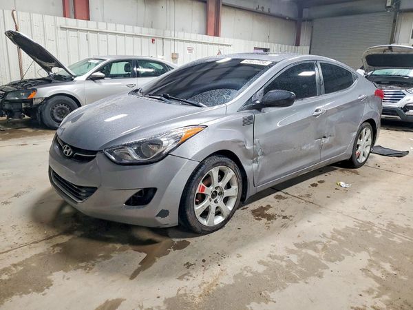2012 HYUNDAI ELANTRA