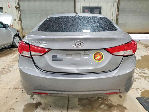 2012 HYUNDAI ELANTRA