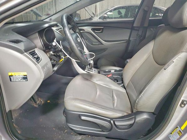 2012 HYUNDAI ELANTRA