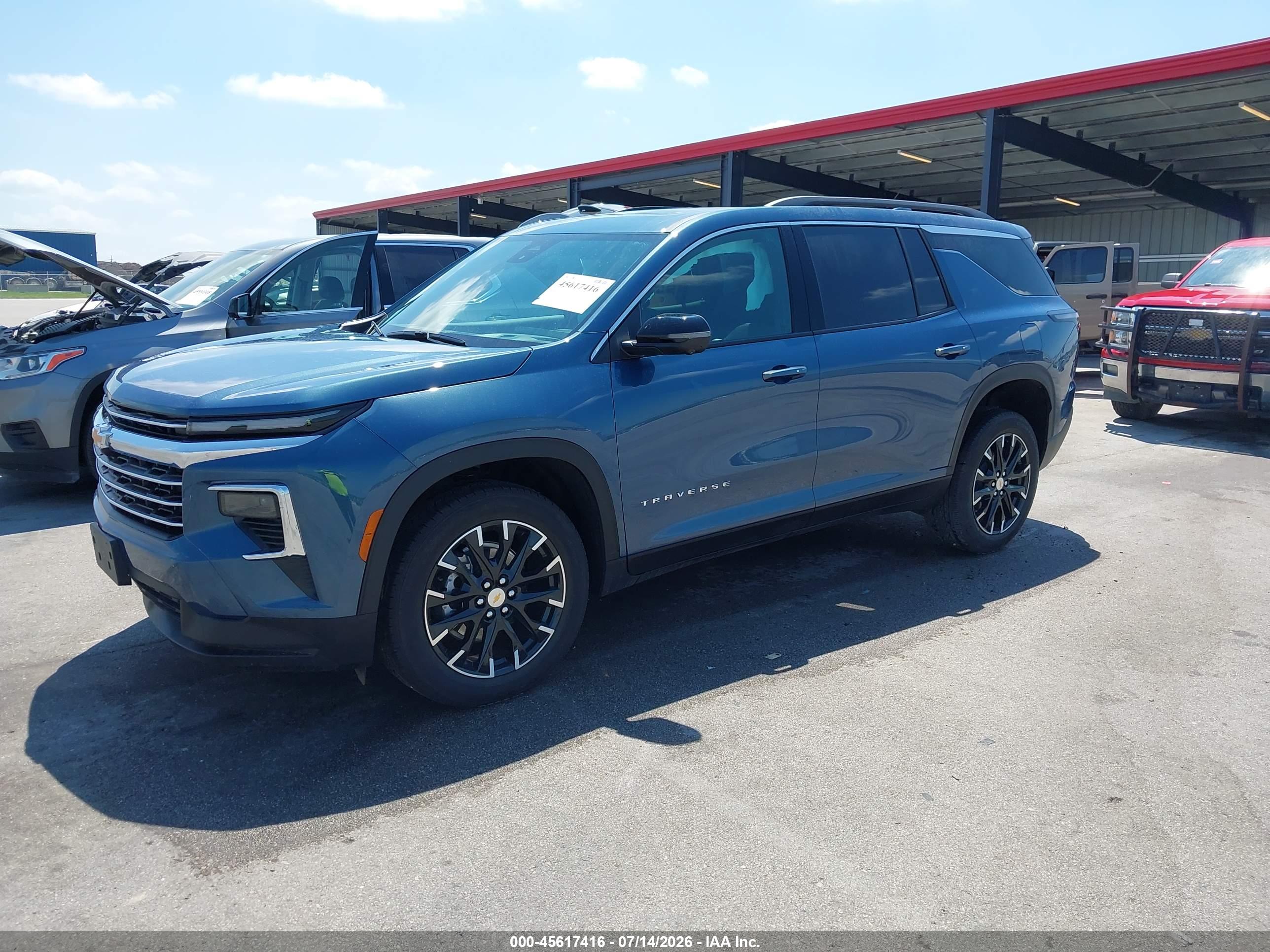 2026 CHEVROLET TRAVERSE AWD LT — I2