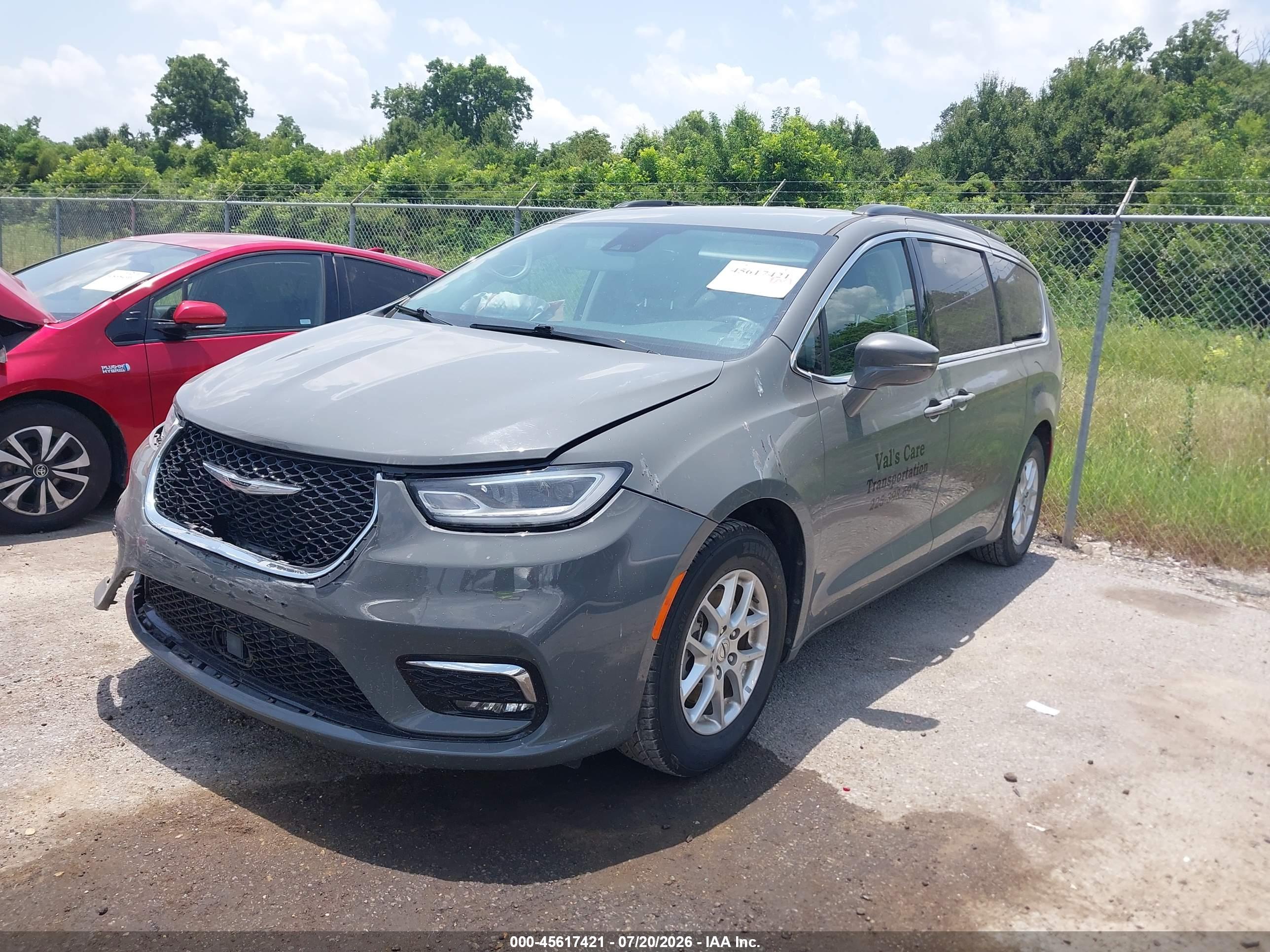 2022 CHRYSLER PACIFICA TOURING L — I2