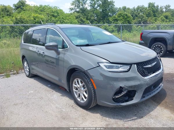 2022 CHRYSLER PACIFICA TOURING L — I1