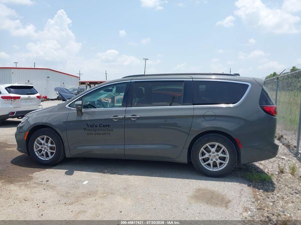 2022 CHRYSLER PACIFICA TOURING L — I117