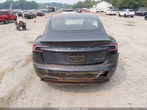 2025 TESLA MODEL 3