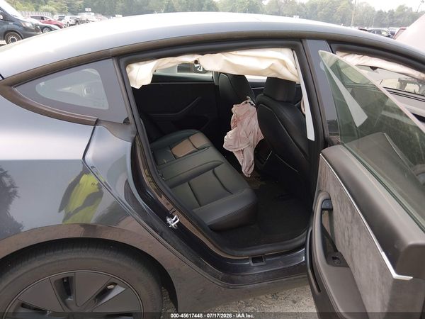 2025 TESLA MODEL 3