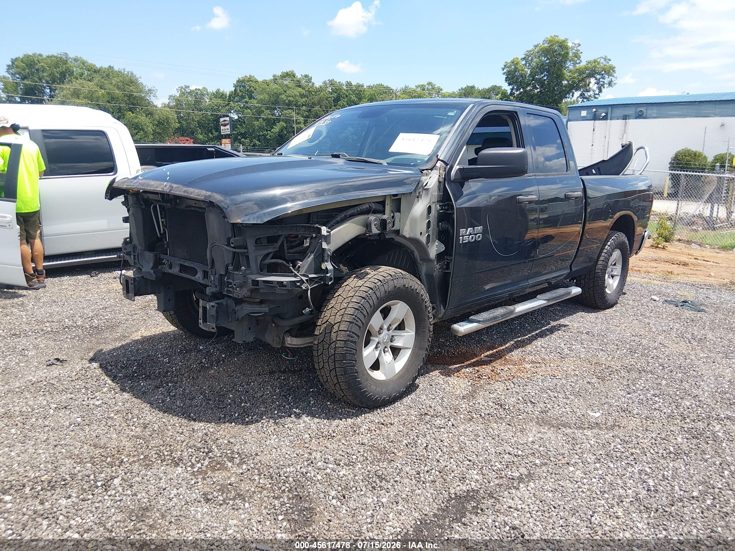 2018 RAM 1500 TRADESMAN  4X4 6'4 BOX