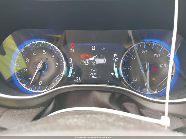 2018 CHRYSLER PACIFICA TOURING L PLUS — I7