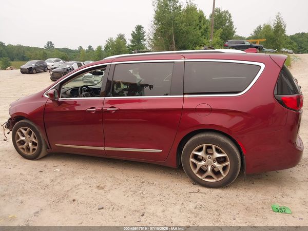2018 CHRYSLER PACIFICA TOURING L PLUS — I117